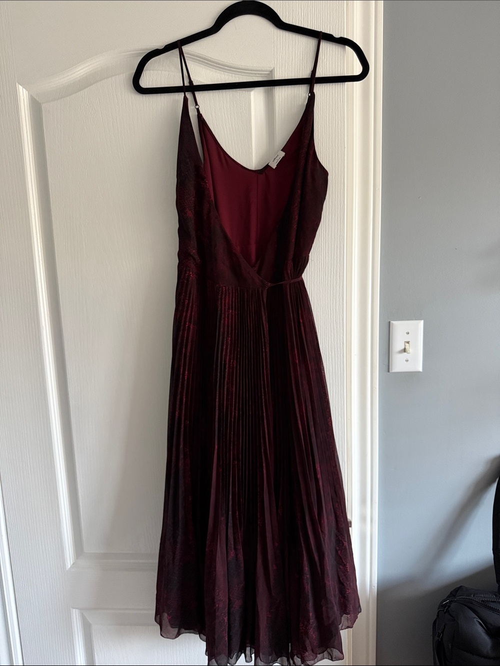 Wilfred Burgundy Pleated Midi Dress